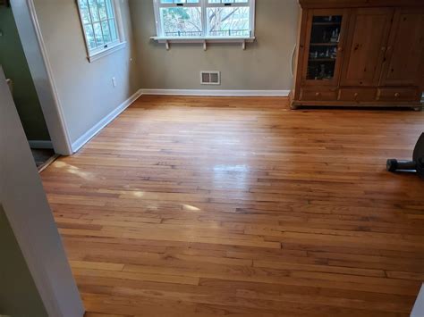 Benefits of sandless wood floor refinishing - Professional Steam ...