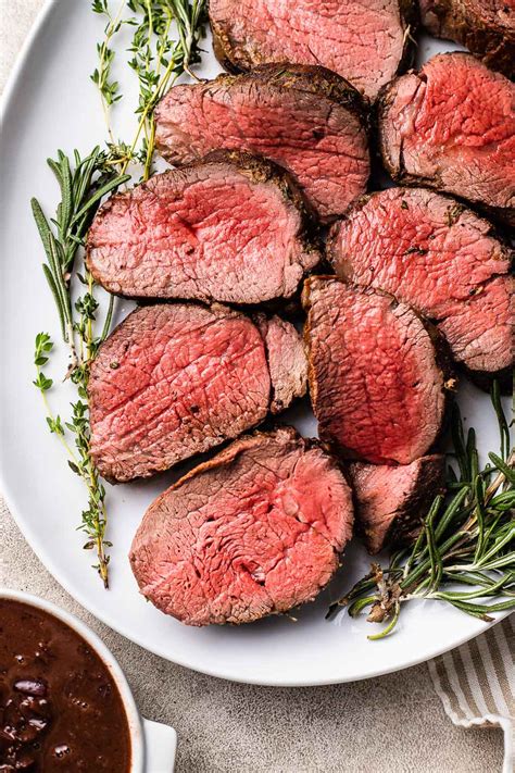Herb Roasted Beef Tenderloin | So Much Food