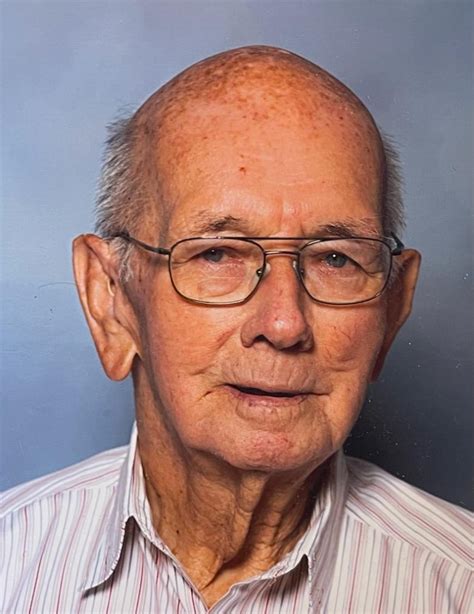 Larry Earl Menefee - 2024 - Dillard Funeral Home