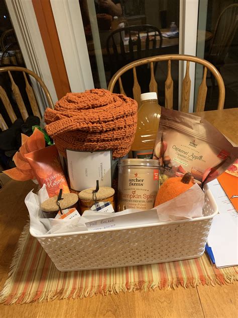 Diy fall gift basket – Artofit