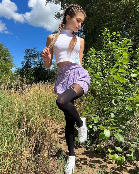 Who Is Valeriia Feral(Lera Buns)? Meet Kyrgyzstan Beauty, Bio, Age, Career, Net Worth ...