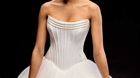 The Modern Bride’s Approach to Wedding-Day Jewelry | National Jeweler