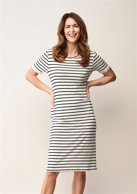 2-in-1 T-shirt and Dress Knit Sewing Pattern | Sew HQ