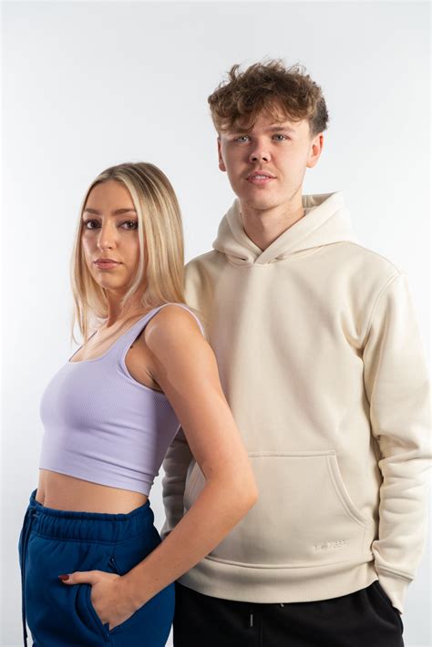 How We Ensure Thoughtful, Eco-Friendly Choices at Every Step – Pioneer Clothing