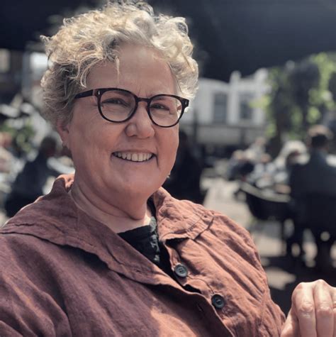 Mary Johnson - Earwolf