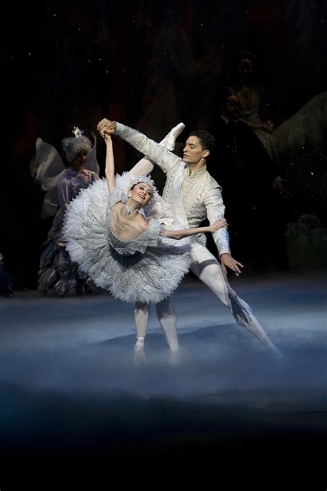 Preview: The Nutcracker/Joffrey Ballet | Newcity Stage