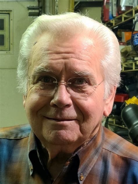 Obituaries | Peterson Chapel