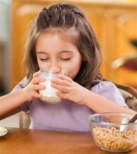 Goat Milk For Babies: When To Give And What Are Its Benefits?