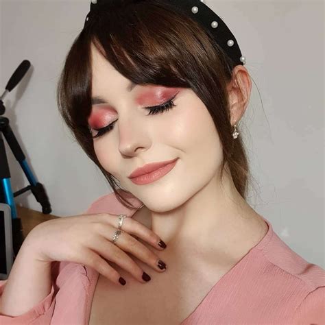 Anyone into Sophie Michelle asmr?🔥 : r/MoreSexyASMRGirls