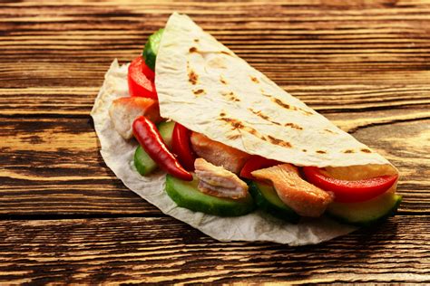 The 7 most popular Russian street foods - Russia Beyond