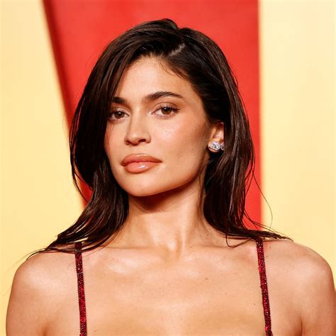 Kendall Jenner stuns in a bikini during a strawberry moon desert getaway