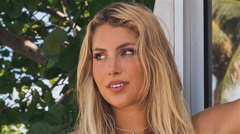 World's sexiest swimmer leaves little to imagination in tiny bikini as ...