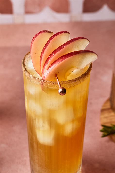 Apple Cider Bourbon Cocktail - Another Cocktail Blog