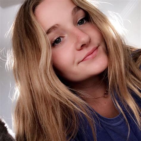 Allie XOXO - YouTube