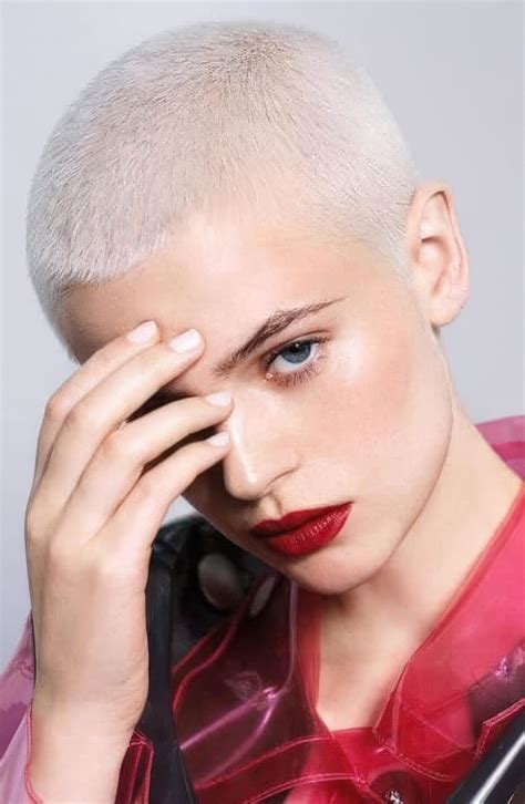 25 Daring And Bold Buzz Cuts For Women - Styleoholic