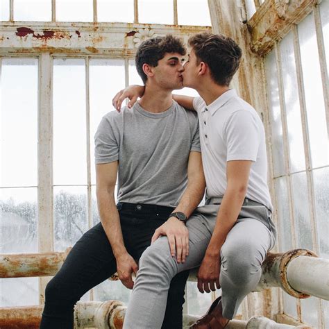 #gay #boyfriend #gaycouple #gaylove | Fotos de novios tumblr, Parejas ...