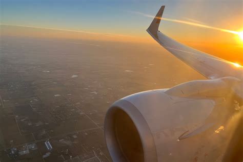 Minute Suites: Complete guide to the airport lounge - The Points Guy