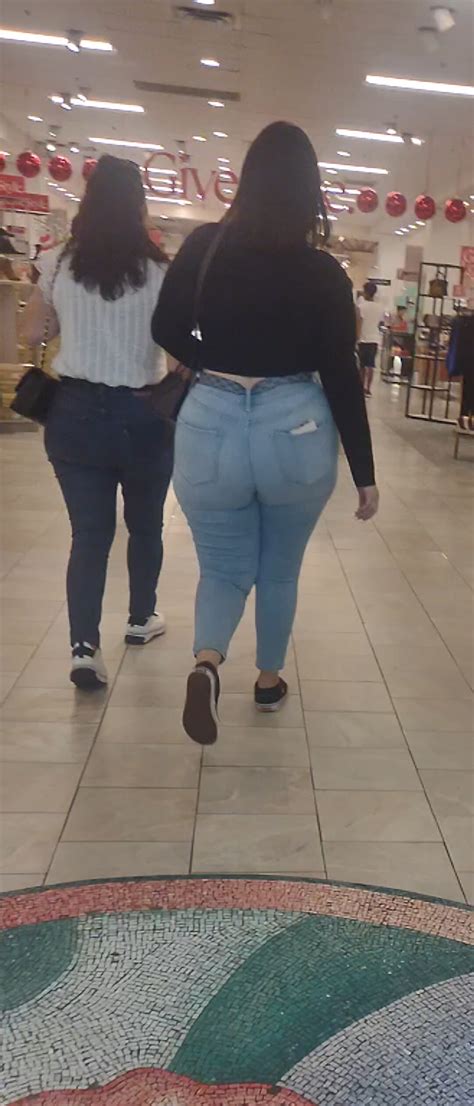 Stupid thick Latina fills jeans - Tight Jeans - Forum