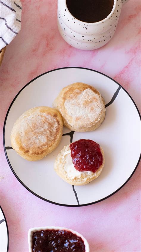 Homemade English Muffins (Only 6-Ingredients)