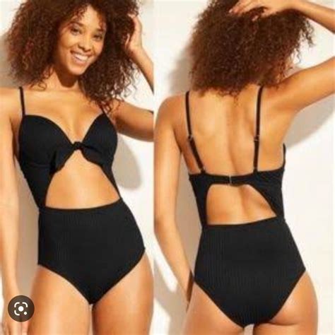 SHADE AND SHORE CUT OUT UNDERWIRED ONE PIECE SWIMSUIT on Carousell