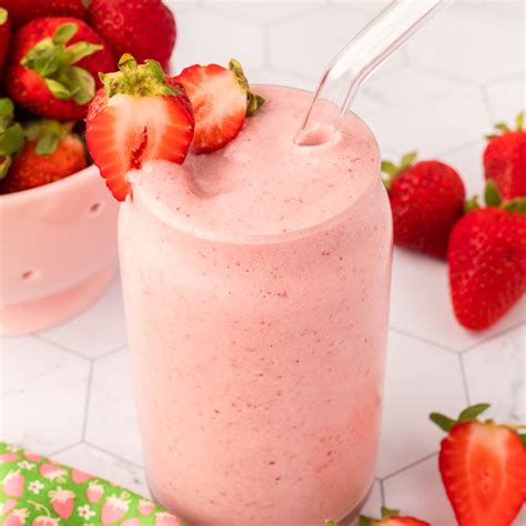 Strawberry Cheesecake Protein Shake
