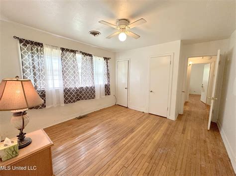 1951 Move-In Ready Mississippi Ranch on Half Acre $47K