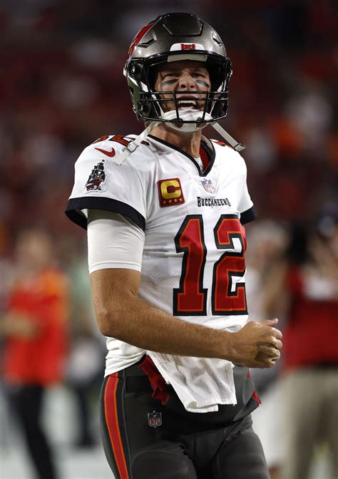 Porn legend Brandi Love offers to help 'Mr McDreamy' Tom Brady amid rumored Gisele Bundchen ...