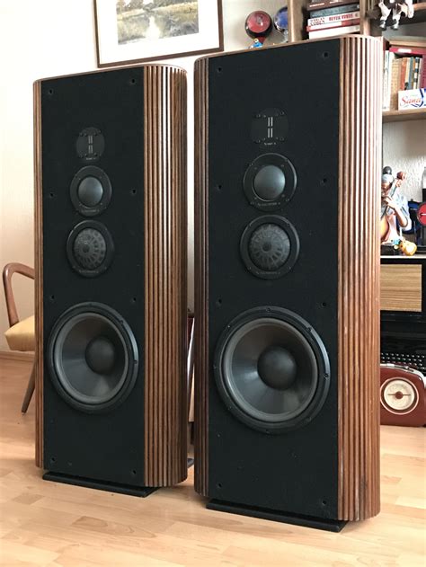 Infinity Speakers Floor Standing