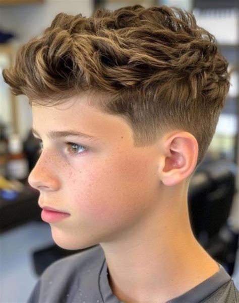Pin by Nat Lavigne on cheveux Zach | Boy haircuts long, Boy hairstyles ...