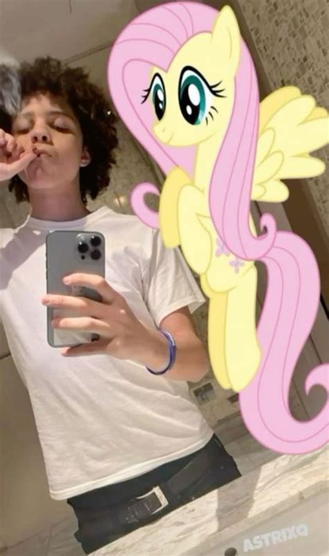 Xaviersobased Pfp