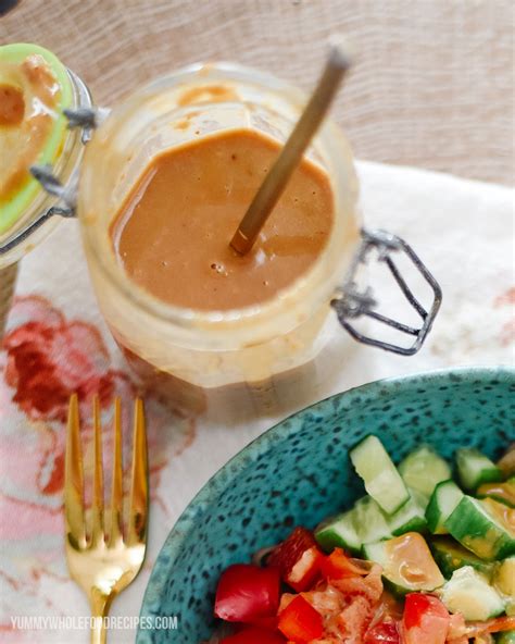Delicious Peanut Satay Sauce (made with Peanut Butter Powder!) - Yummy ...