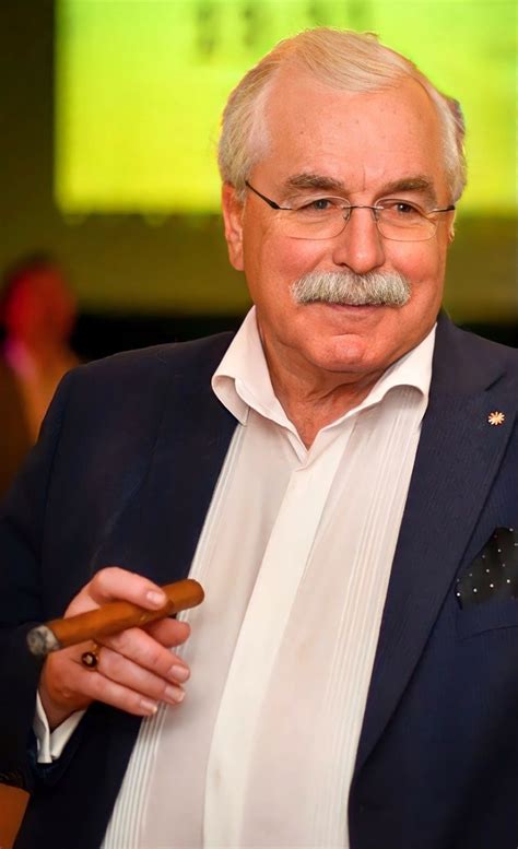 ボード「Guardado rápido」のピン | 男性, フンドシ, 髭