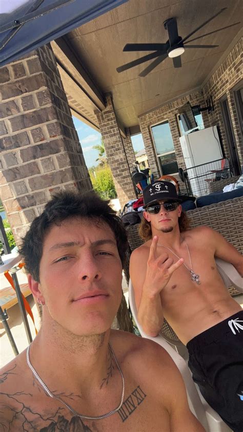 Picture of Tayler Holder in General Pictures - tayler-holder-1686862606.jpg | Teen Idols 4 You