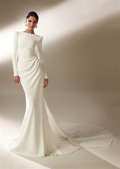 Three Quarter Sleeve Wedding Dresses for Older Women - Crabill Randuce