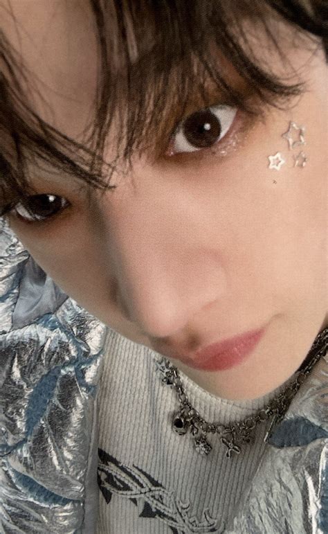 [SCAN] BANG CHAN - 5’CLOCK MD (STRAY KIDS) en 2025 | Pc photo