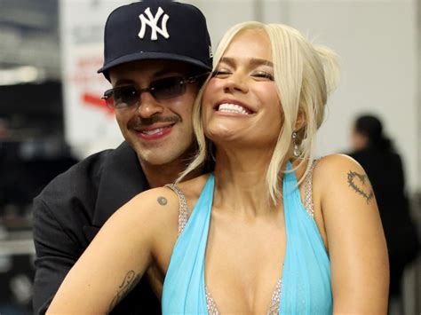 ¡Escándalo total! Karol G humilla a Feid en su propio gastrobar y ...