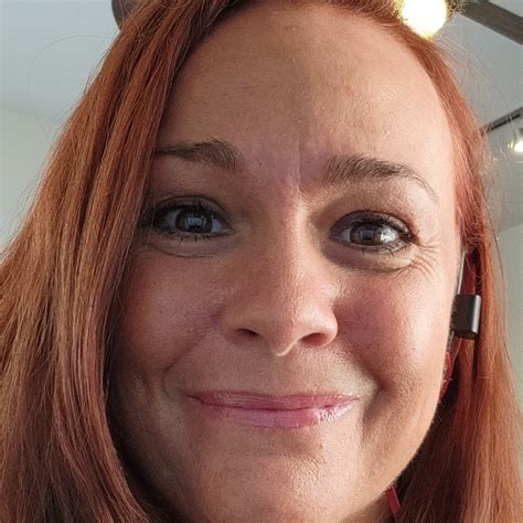 Valerie "Ashley" - Associate - Ross Stores, Inc. | LinkedIn