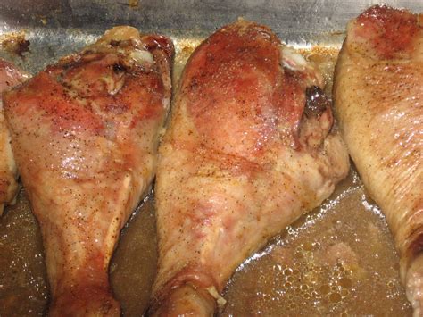 Oven-Baked Turkey Legs: A Culinary Delight for Any Occasion