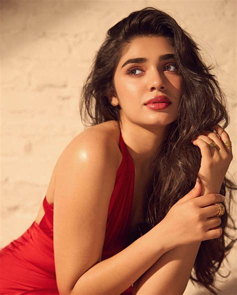 Krithi Shetty Biography, Age, Height, Boyfriend, Movies