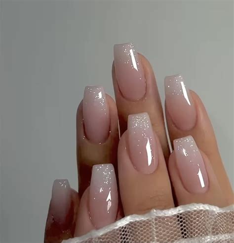 Wedding nails glitter – Artofit