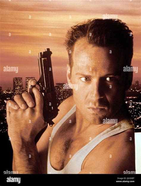 Die hard 1988 hi-res stock photography and images - Alamy