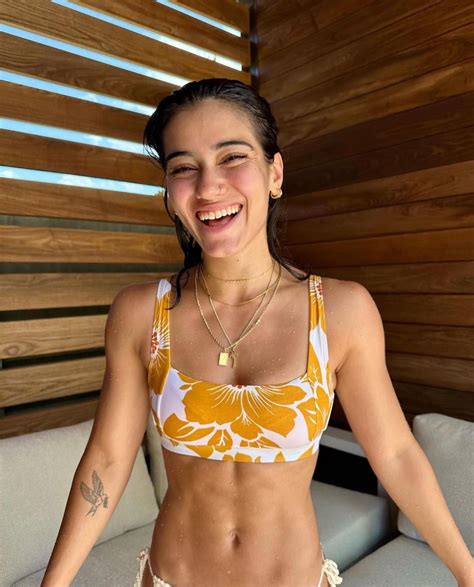 Pretty girl abs : r/SkinnyWithAbs