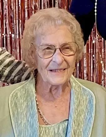 Nellie Dixon Obituary (2024) - Peterstown, WV - Broyles-Shrewsbury ...