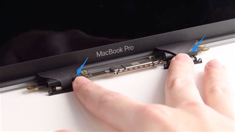 Apple a peut-être limité les risques de "flexgate" sur les MacBook Pro ...