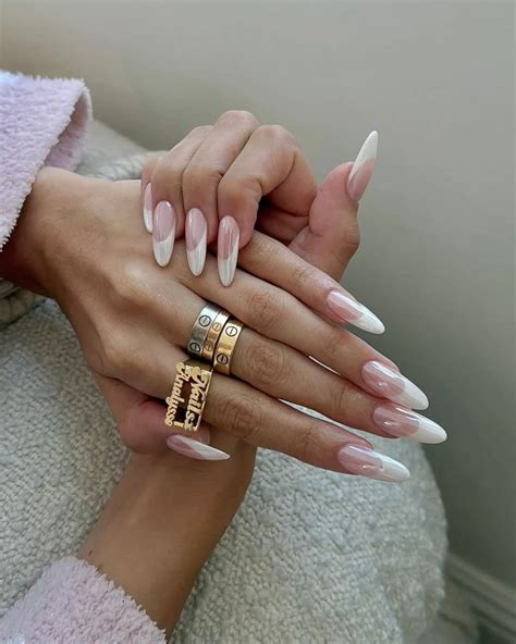 madison beer | july 2025 | Madison beer nails, Pretty nails, Nail art