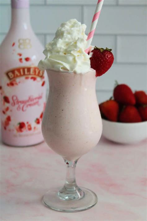 Baileys Strawberries And Cream Recipes at Harvey Horton blog