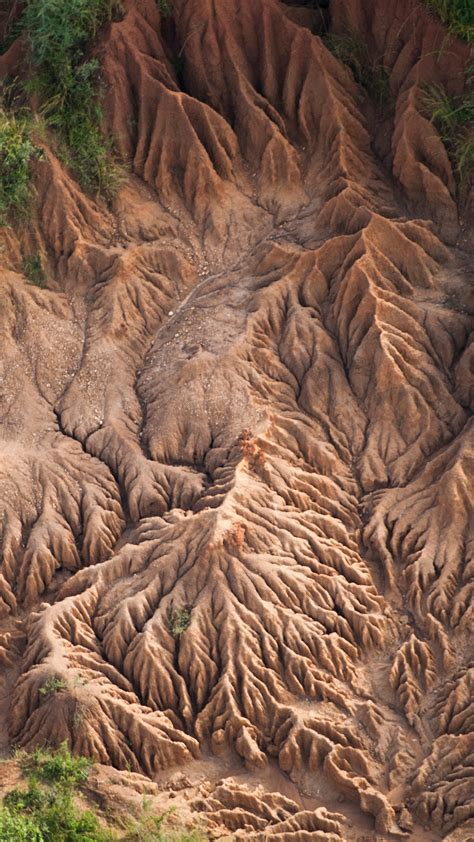 The rift wall along Lake Albert, Albertine Rift, Uganda | Windows Spotlight Images