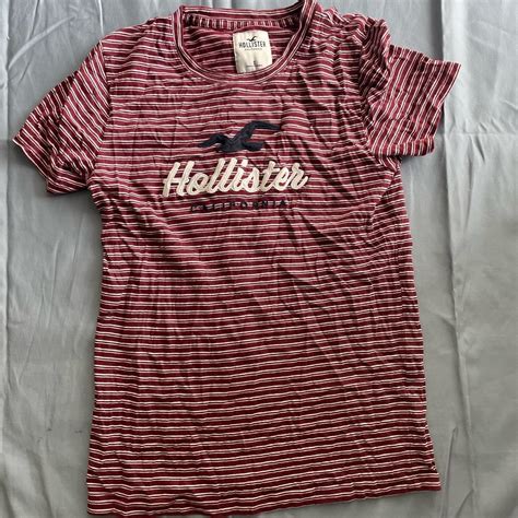 small hollister t-shirt - Depop