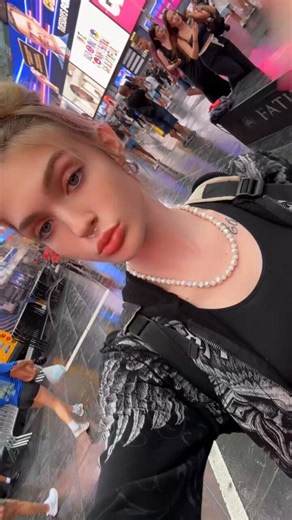 NYC MOVE GOAL: $50k 🗽💸Finally moving to one of the biggest cities in the world! I can’t wait to show off that i’m BLACKED and owned by the BNWO ♠️Everyone who contributes is helping fund:♡ apartment deposits♡ furniture/setup♡ travel♡ new collabs♡ insane new contenttop contributors WILL get special attention 😈