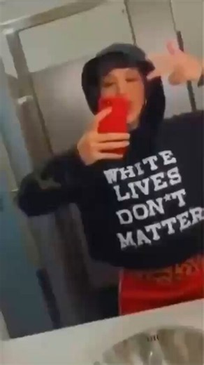 RT @AmeliaOBLM: If you want to fall down the BNWO pipeline and accept your place as a yt boi, join my extreme BNWO discord sever 👇https:/…